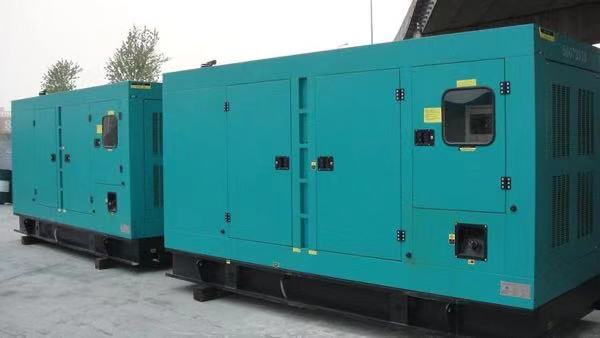 泾川康明斯400kw大型柴油二手发电机组
